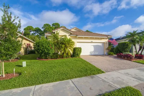 724 SW Rocky Bayou Terrace Port St Lucie FL 34986
