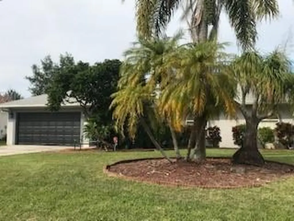 361 SW De Gouvea Terrace Port St Lucie FL 34984
