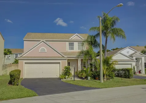 63 King Fisher Way Boynton Beach FL 33436
