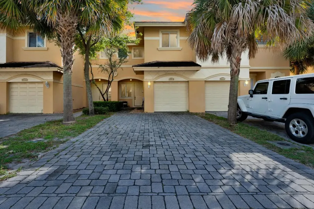 4288 Berkshire Wharf Drive Lake Worth FL 33461