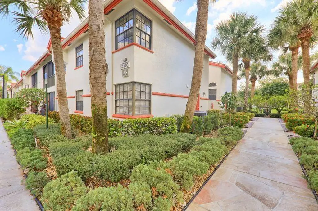 5140 Floria Way Boynton Beach FL 33437