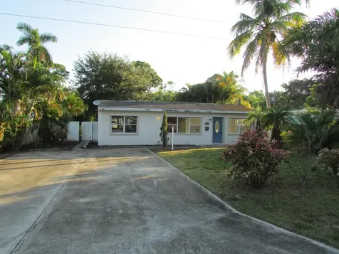 8349 SE Camellia Drive Hobe Sound FL 33455