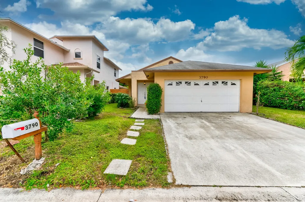 3790 NW 23rd Place Coconut Creek FL 33066