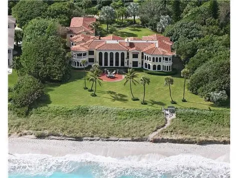 23 N Beach Road Hobe Sound FL 33455