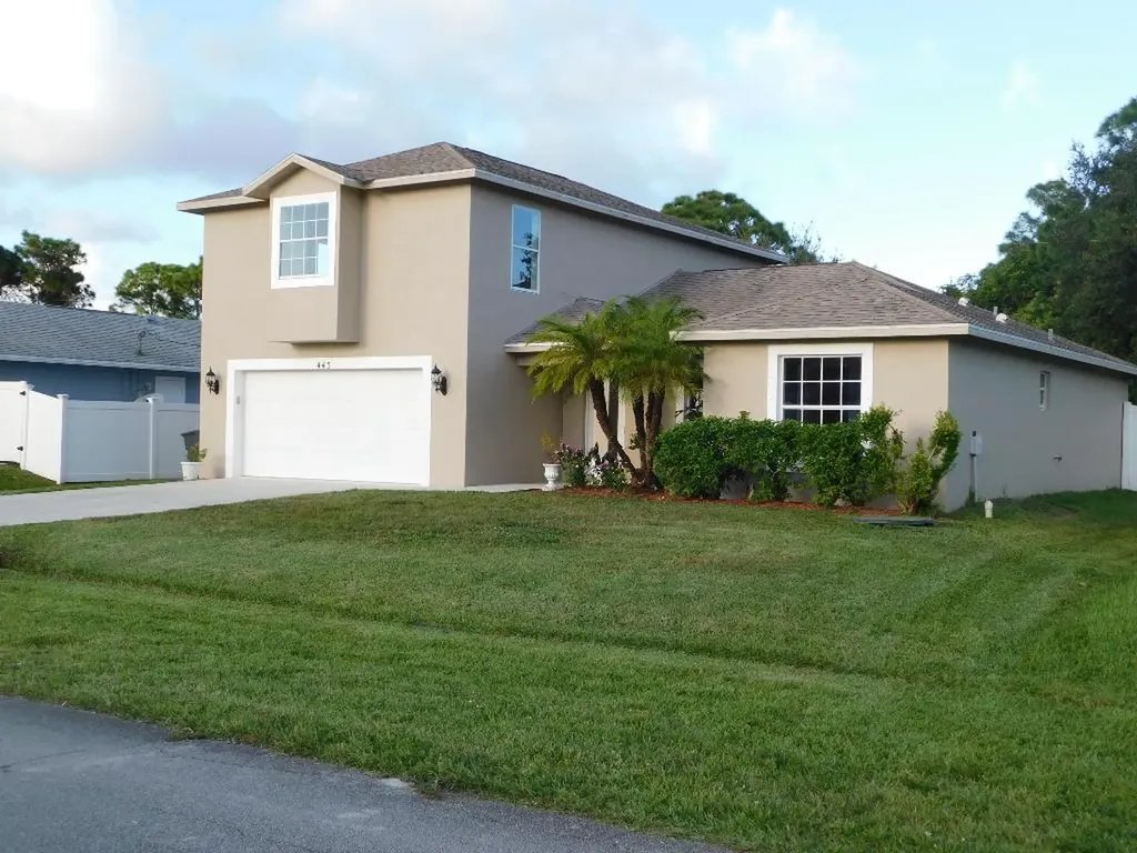 445 NW Reading Lane Port St Lucie FL 34983