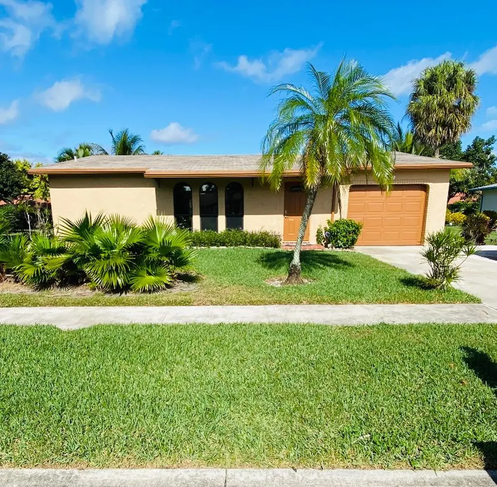 6387 Winding Brooke Way Delray Beach FL 33484