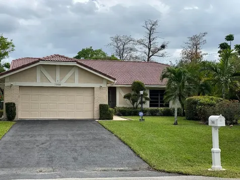 7968 Cloverfield Circle Boca Raton FL 33433