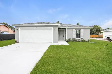 991 SW Cairo Avenue Port St Lucie FL 34953