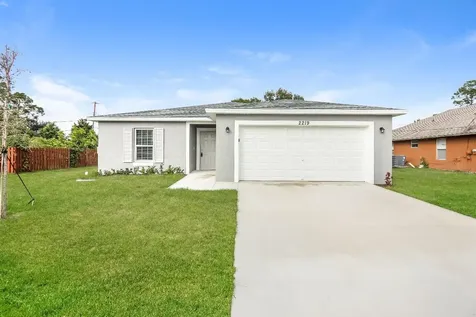 2219 SW Haycraft Circle Port St Lucie FL 34953