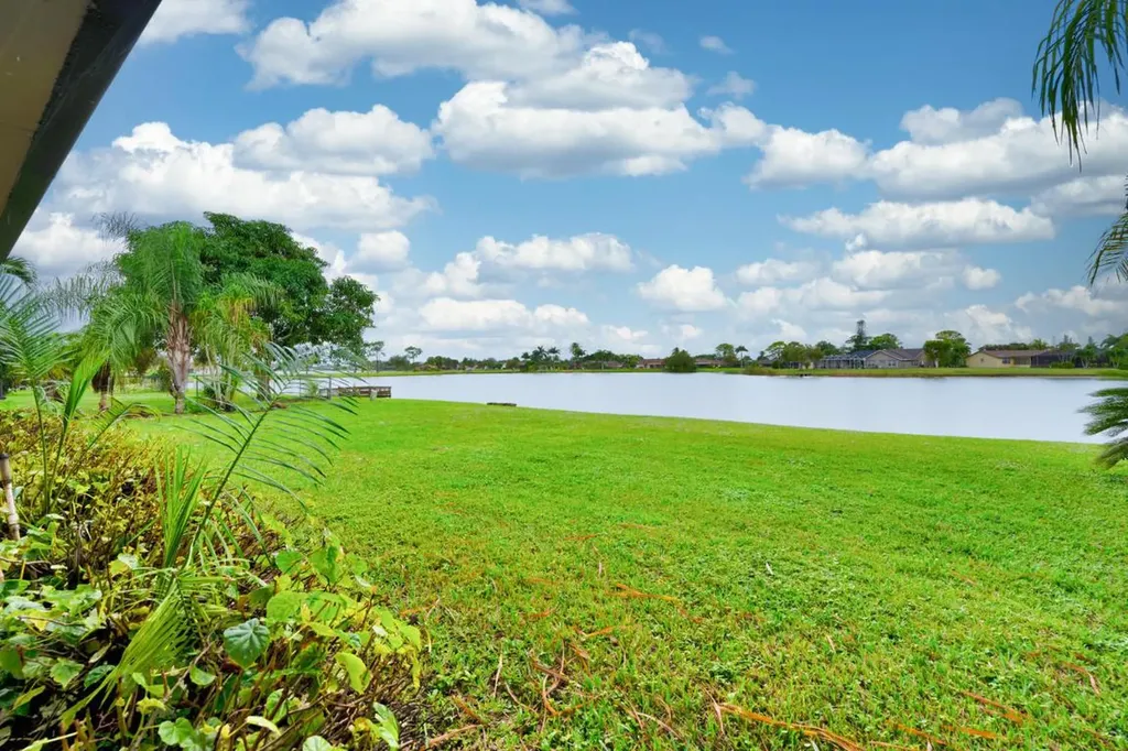 5325 Ouachita Drive Lake Worth FL 33467