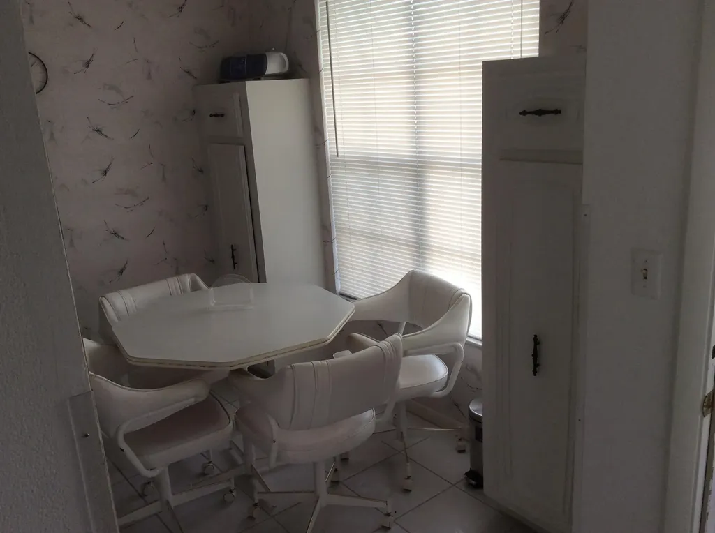 13765 Flora Place Delray Beach FL 33484