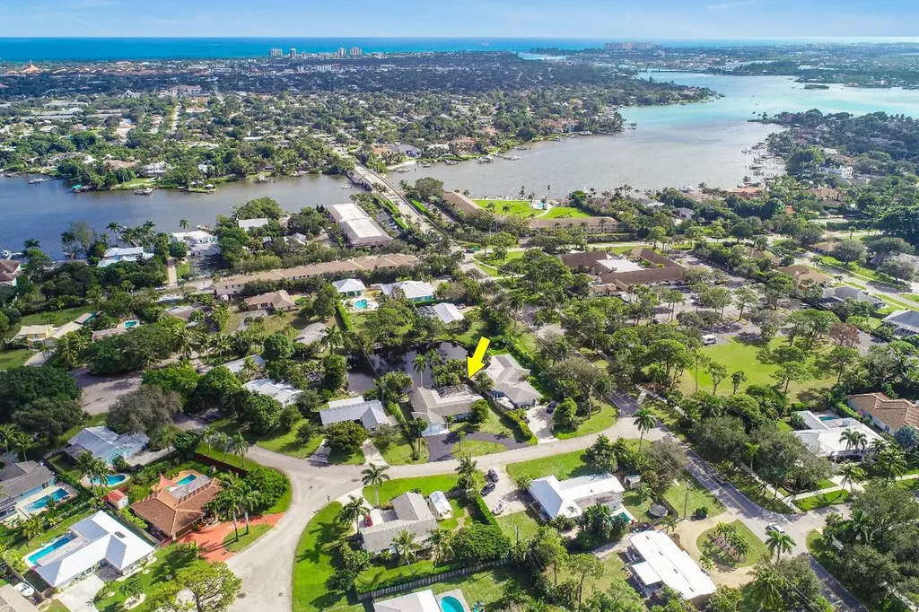 394 Gulfstream Drive Jupiter FL 33469
