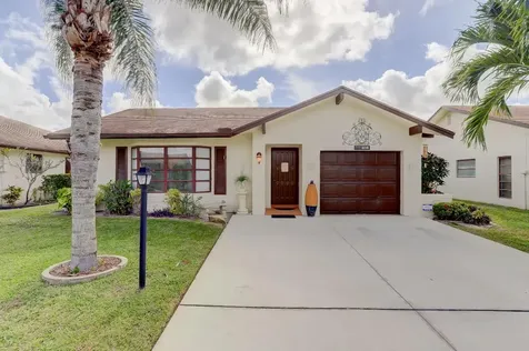 6110 Peachtree Lane Greenacres FL 33463
