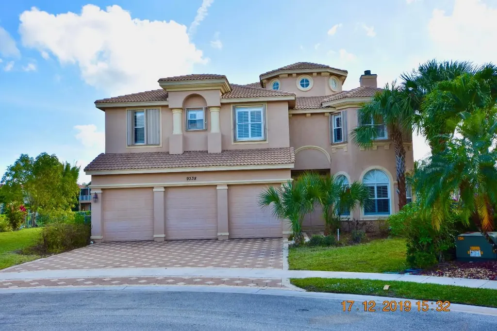 9338 Glidden Court Wellington FL 33414