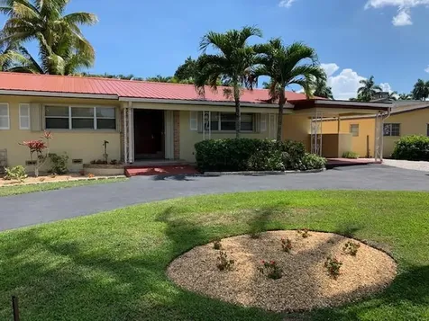 216 NW Avenue D Belle Glade FL 33430