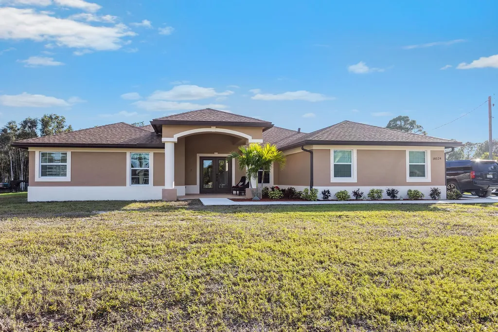 18524 46th Court N Loxahatchee FL 33470