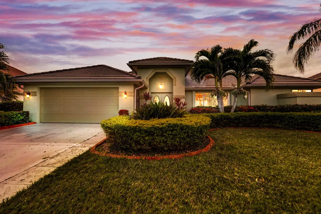 1302 SW Briarwood Drive Port St Lucie FL 34986