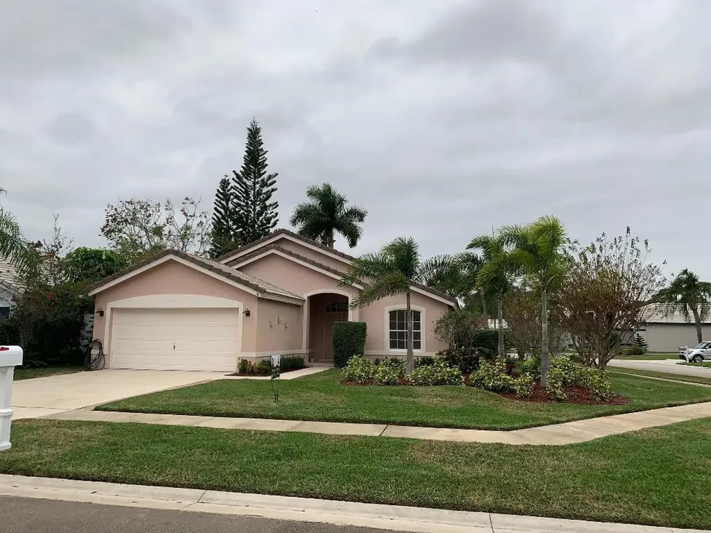 741 Lake Wellington Drive Wellington FL 33414
