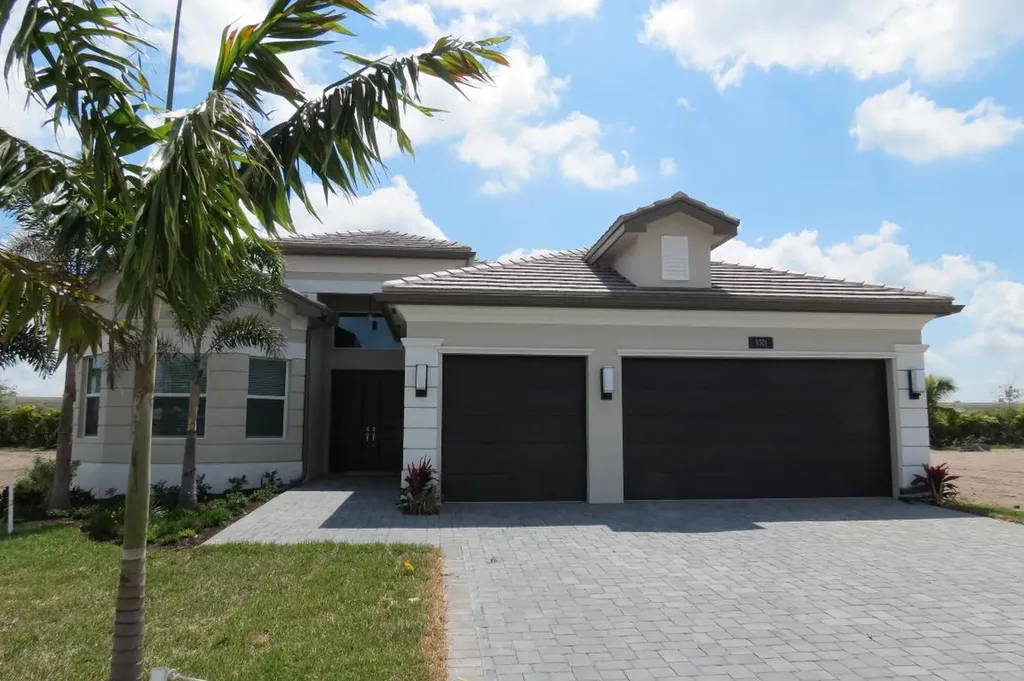 9301 Seahorse Bay Drive Boynton Beach FL 33473