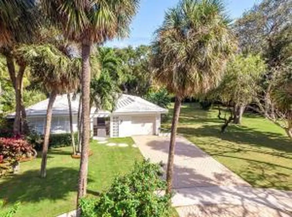 735 Park Drive W Boca Raton FL 33432