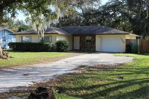 1303 W 1st Street Fort Pierce FL 34982