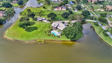 10624 El Paraiso Place Delray Beach FL 33446
