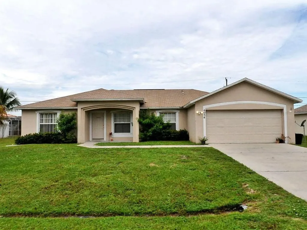 4034 SW Mcintyre Street Port St Lucie FL 34953
