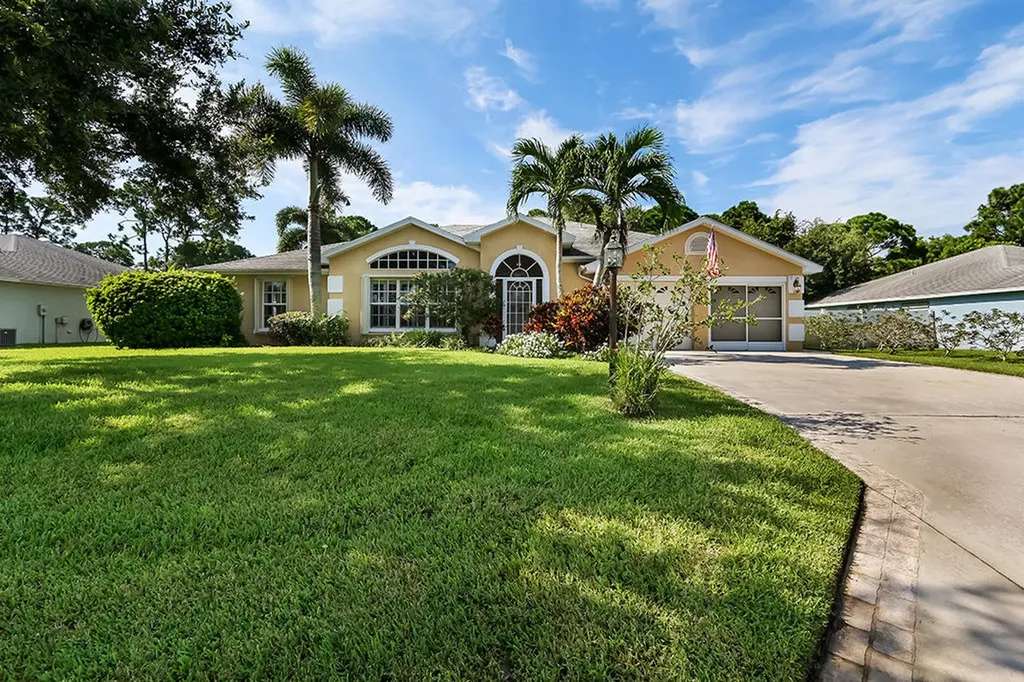 6723 Dickinson Terrace Port St Lucie FL 34952