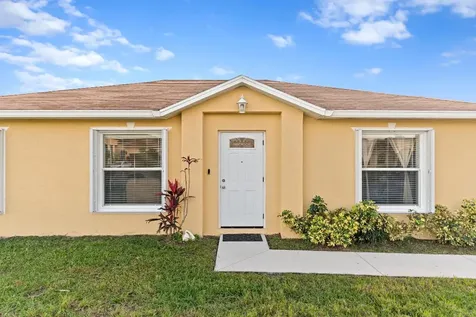 462 SW Tarra Avenue Port St Lucie FL 34953