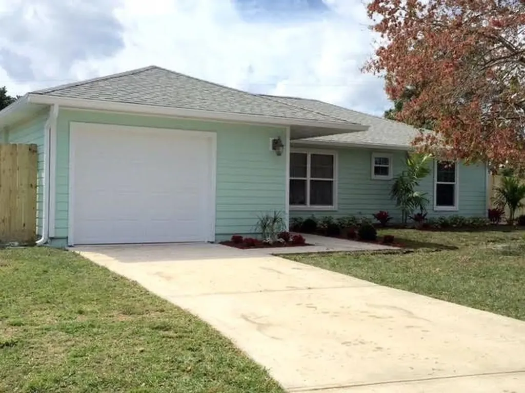 3402 SW San Giorgio Street Port St Lucie FL 34953