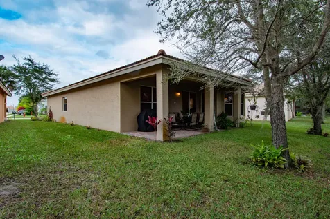 1768 SW Jamesport Drive Port St Lucie FL 34953