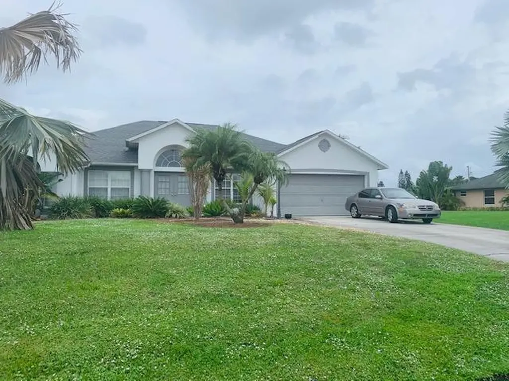 4003 SW Melbourne Street Port St Lucie FL 34953
