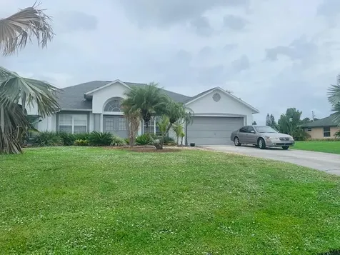 4003 SW Melbourne Street Port St Lucie FL 34953