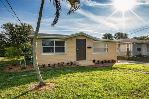 709 SE Bahama Avenue Stuart FL 34994