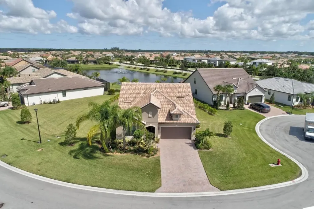 440 SE Bancroft Court Port St Lucie FL 34984