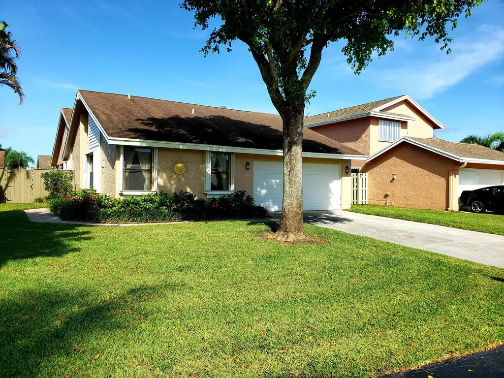 1120 NW 19th Terrace Delray Beach FL 33445