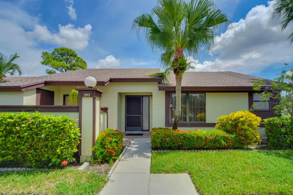393 Oxen Hill Court Royal Palm Beach FL 33411