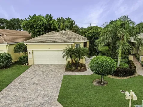 7272 Cataluna Circle Delray Beach FL 33446