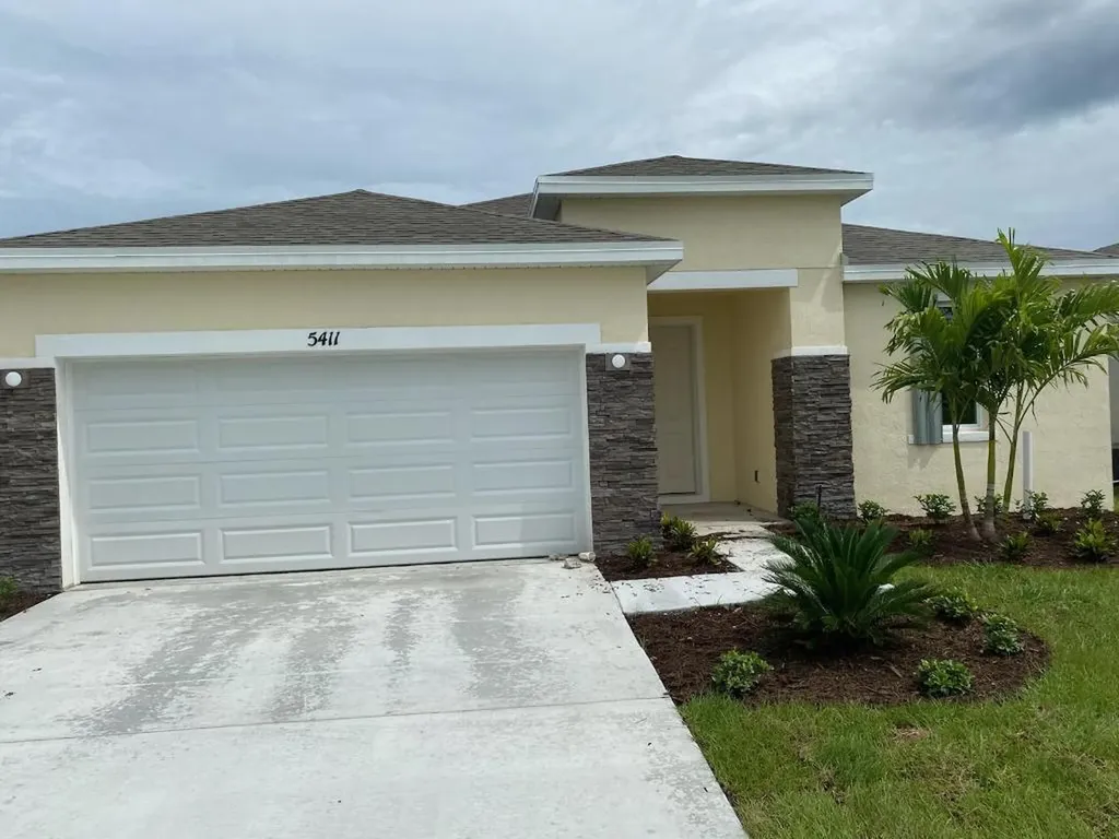 5411 Entertainment Way Fort Pierce FL 34947