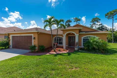1864 SW Bellevue Avenue Port St Lucie FL 34953