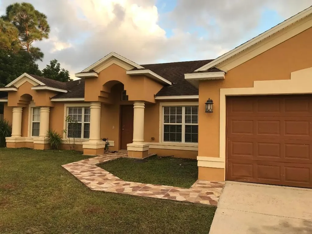 1838 SW Nantucket Avenue Port St Lucie FL 34953