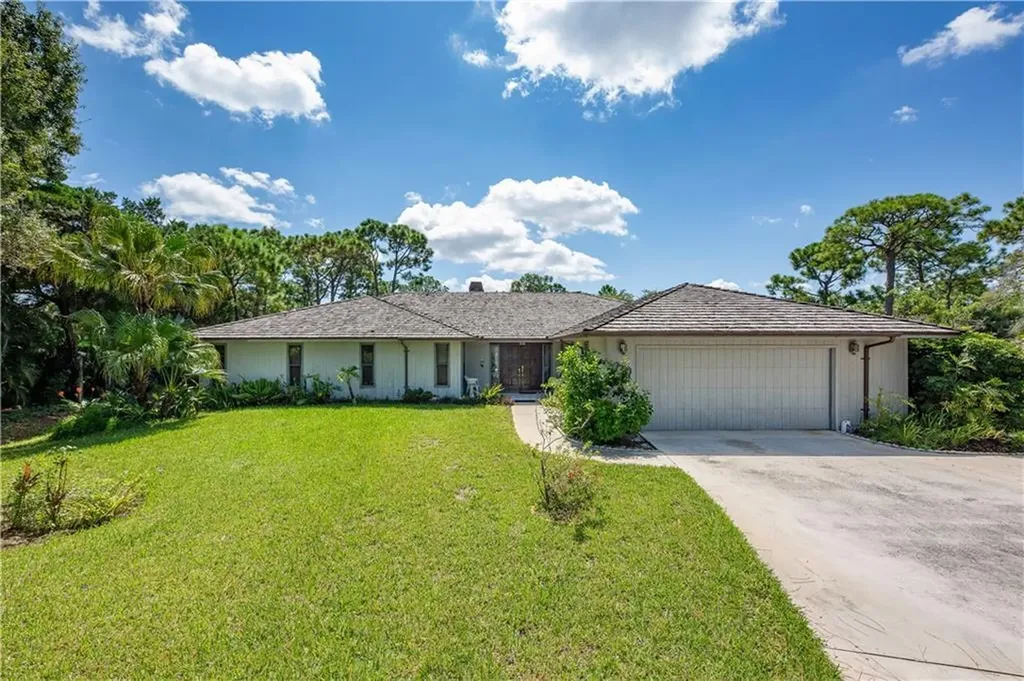 720 NE Stokes Terrace Jensen Beach FL 34957