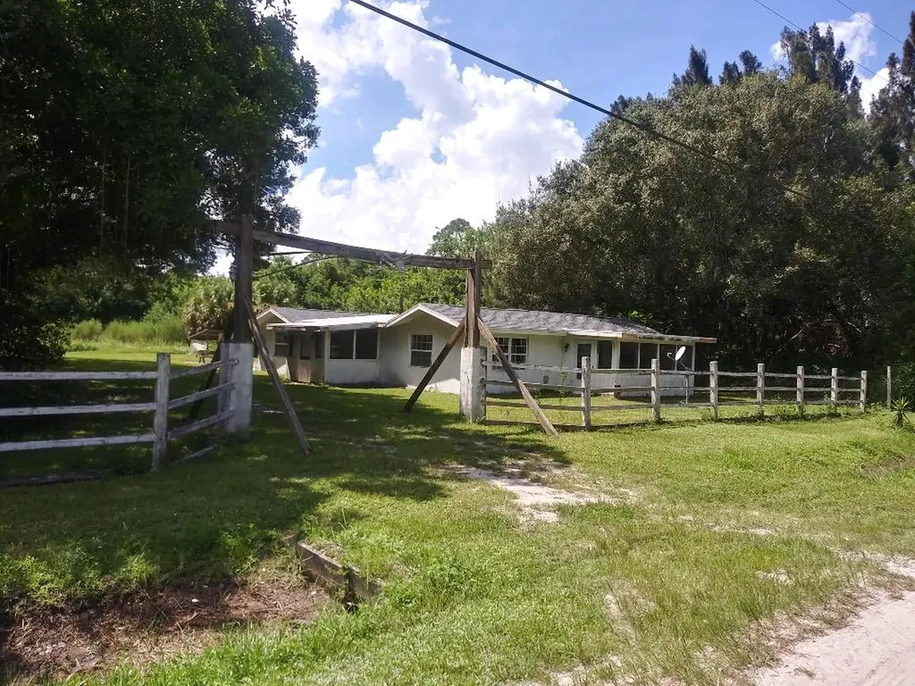 483 Dusk Way Fort Pierce FL 34945