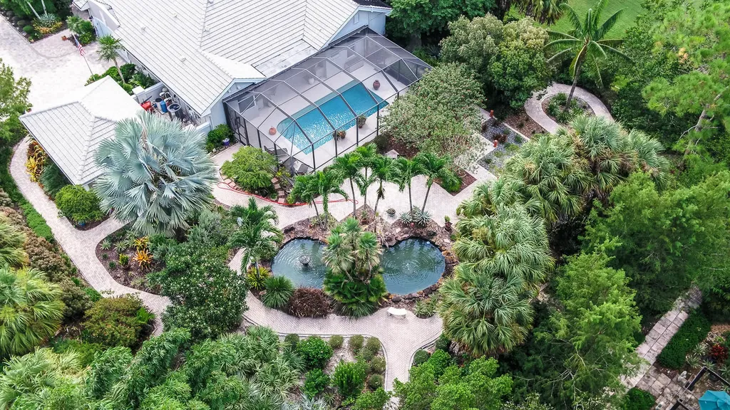 8751 Marlamoor Lane Palm Beach Gardens FL 33412