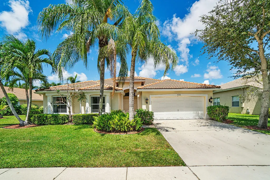 5386 Oakmont Village Circle Lake Worth FL 33463