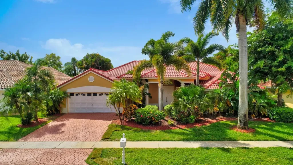 19220 Cloister Lake Lane Boca Raton FL 33498