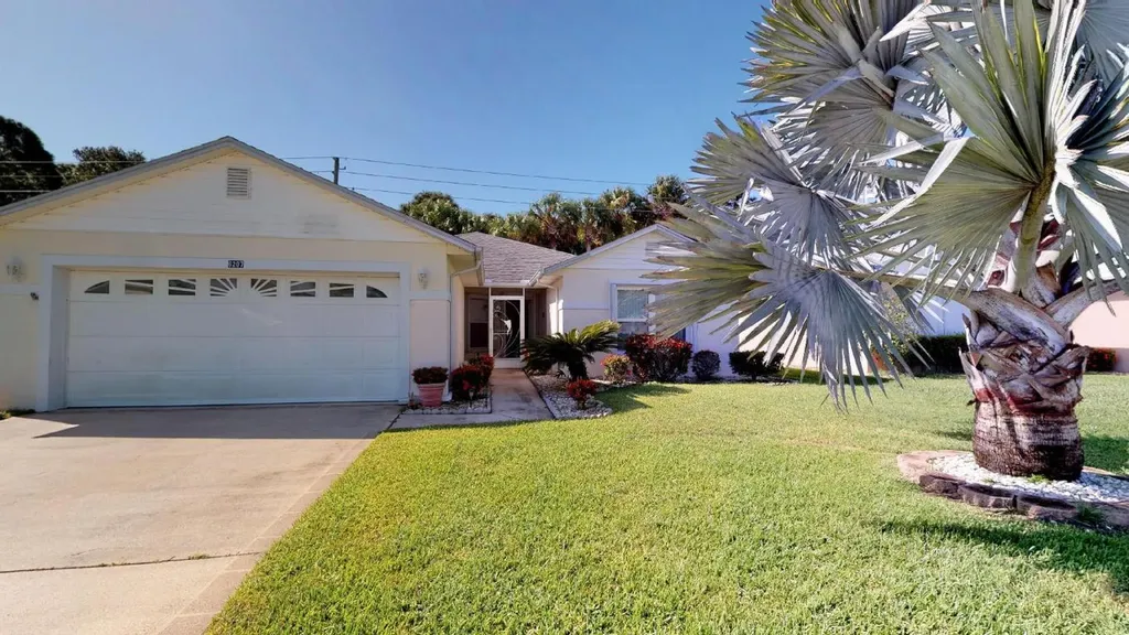 6207 Alexandria Circle Fort Pierce FL 34982