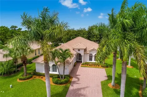 4600 NW Indian Oak Court Jensen Beach FL 34957
