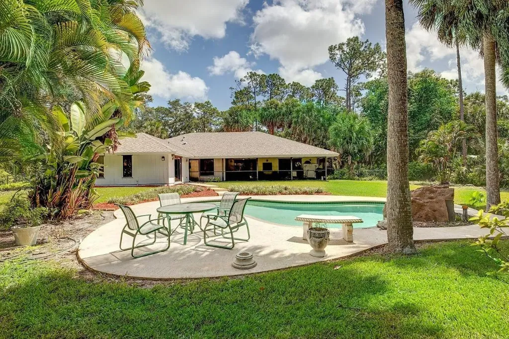 355 56th Terrace S West Palm Beach FL 33415