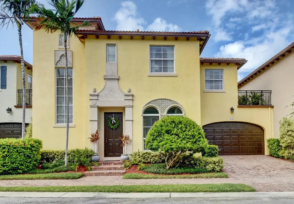 115 Via Poinciana Lane Boca Raton FL 33487